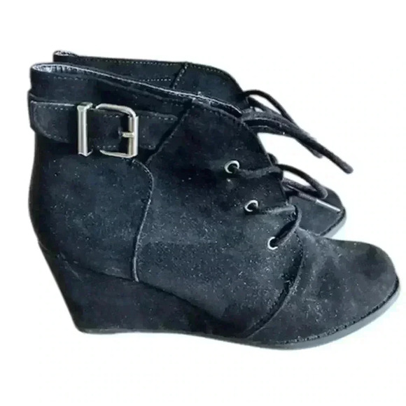 Black Lace-Up Wedge Booties, Suede Size 7 - Picture 6 of 9
